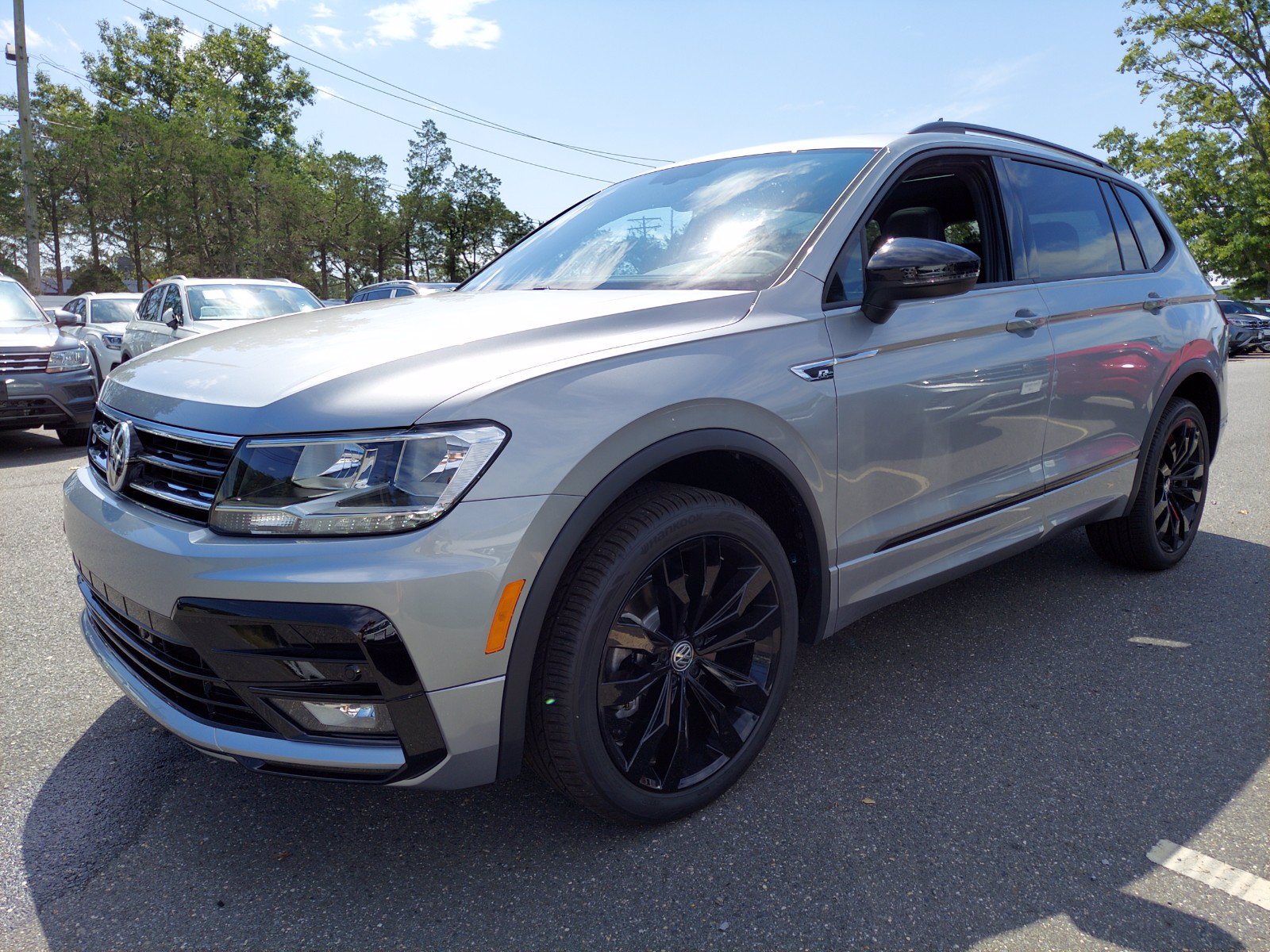 New 2020 Volkswagen Tiguan SE R-Line Black Sport Utility in Toms River ...